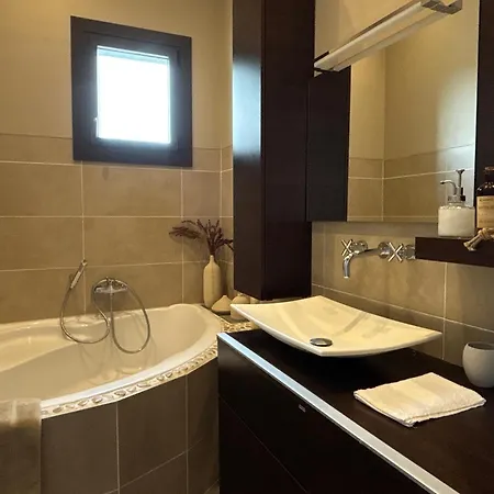 L'echappee Belle 3 Etoiles - Piscine, Jardin Et Pool-house - Proche Cite Vila