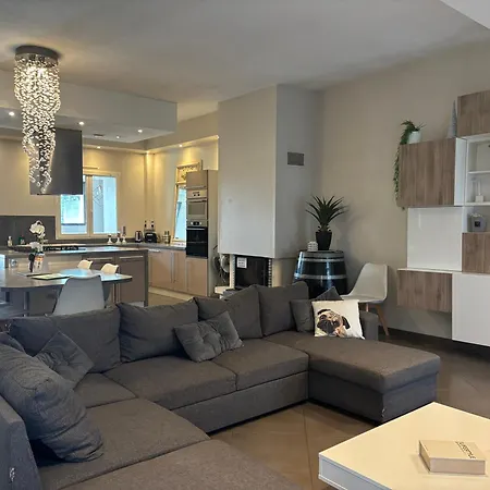 L'echappee Belle 3 Etoiles - Piscine, Jardin Et Pool-house - Proche Cite Vila